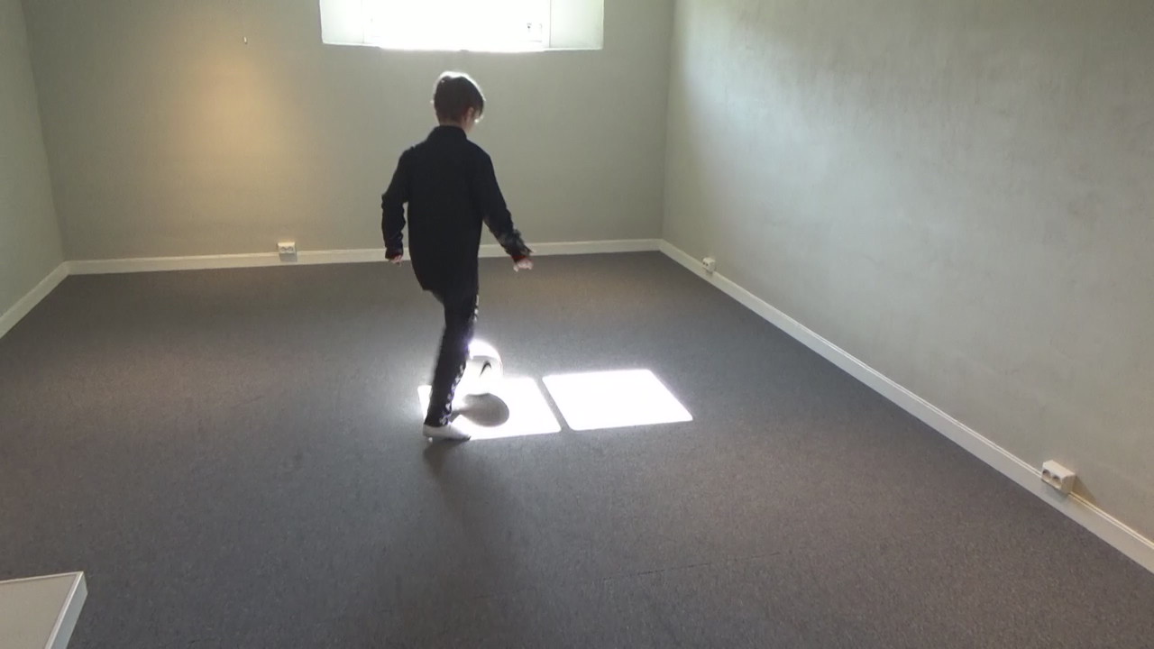 5 Pasning-medtak Cruyff.mp4